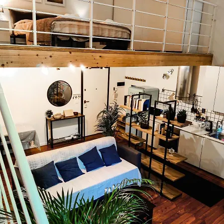 Апартаменты Accogliente Loft In Palazzo Storico Болонья