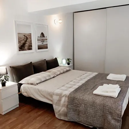 Accogliente Loft In Palazzo Storico Апартаменты *